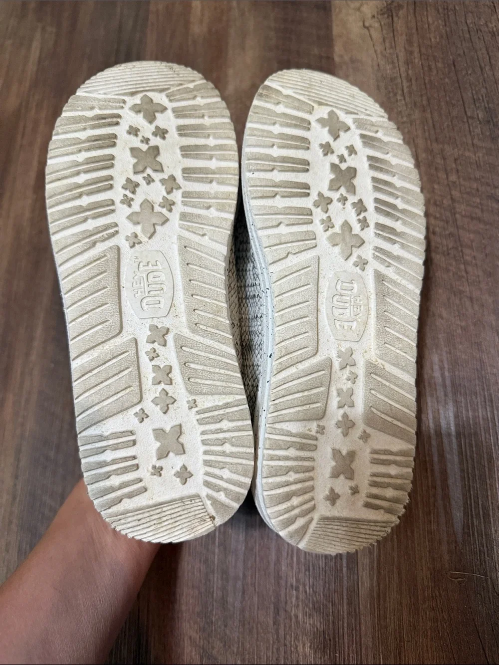 Boys Hey Dudes Wally Heathered Mesh size 3 EEUC